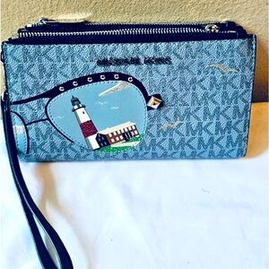 NWT Full Size ( Hard to find) MK Wallet W/Hand strap